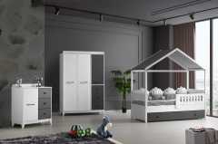 Olivia çatılı montessori çocuk odası