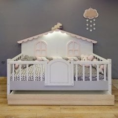 Siena pembe montessori çocuk odası