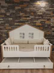 Esla mia 4 kapılı montessori çocuk odası